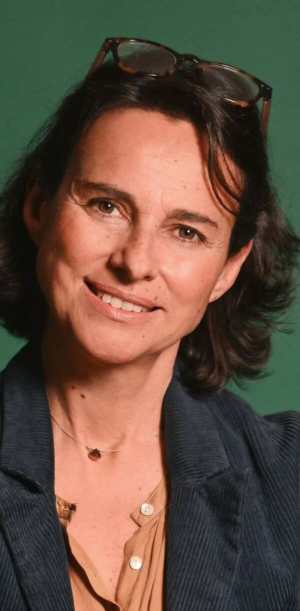 version_600_delphine-guilloux-naturopathe-annecy.jpg